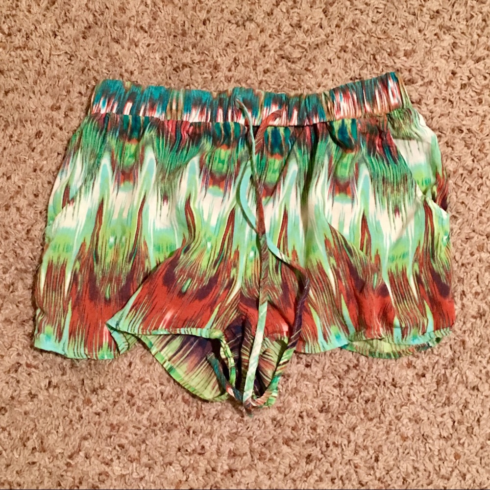 Ombre multicolor short